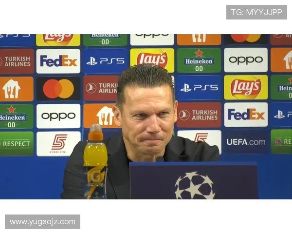 巨头与霸主的破裂：拜仁慕尼黑豪门地位危机四伏，战术战术体系崩塌成致命软肋