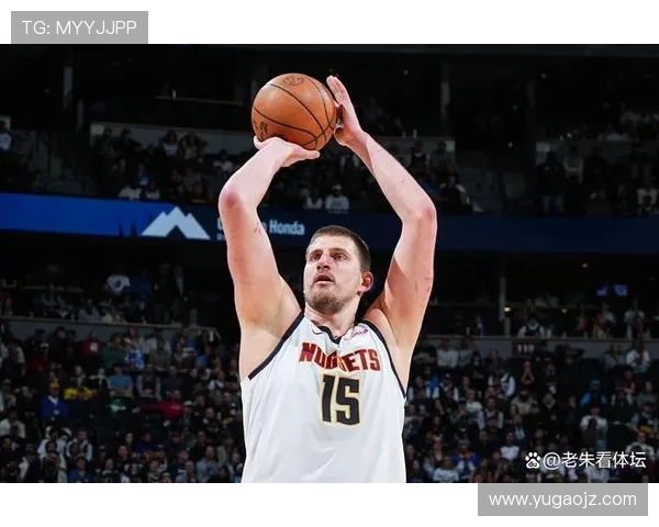 11冠拉塞尔护筐主导，限制二次进攻强于约基奇