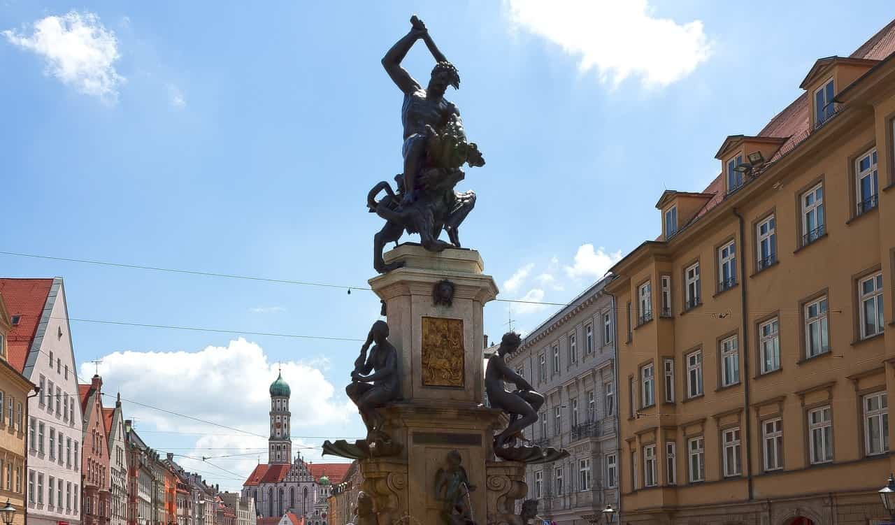 熊猫体育官方网站