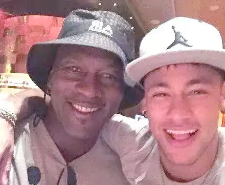 熊猫体育官方网站